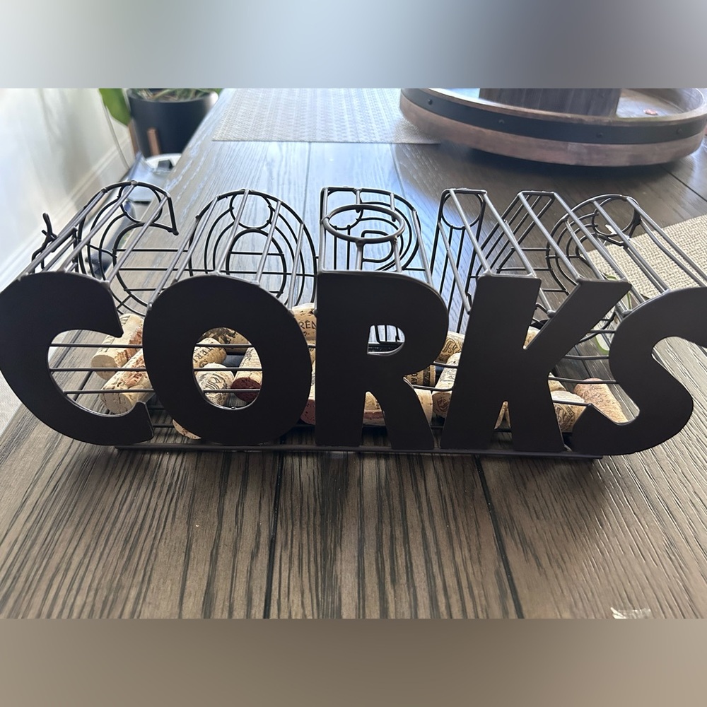 Metal Corks Cage